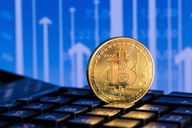 比特币现在交易价突破12.8万/个<strong></p>
<p>币价格走势</strong>，价格还会一路狂飙吗？